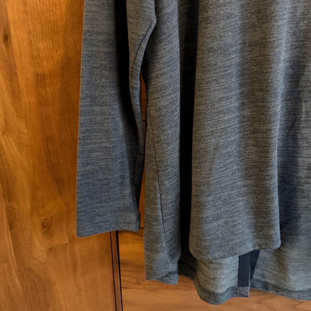 Lole open back sweater size medium blue/gray Size XL - Picture 6 of 9
